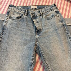 PacSun Women’s Light Wash Straight Leg Relaxed Fit Jeans